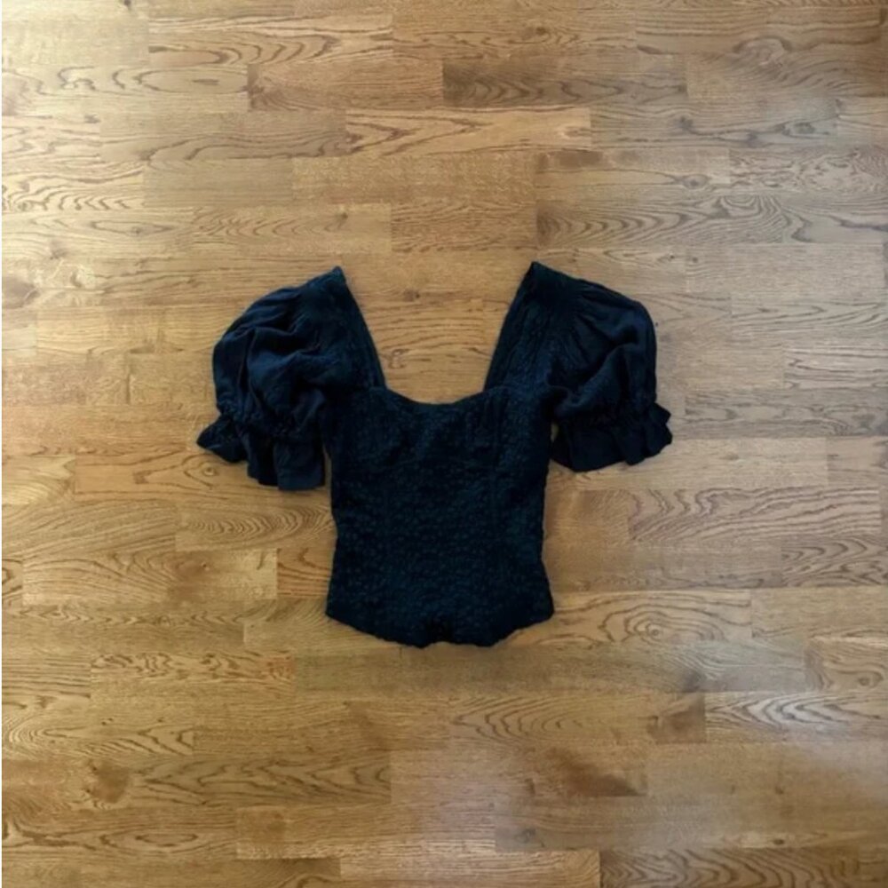 free people spring fling black blouse peasant puff sleeve sweetheart neck lace